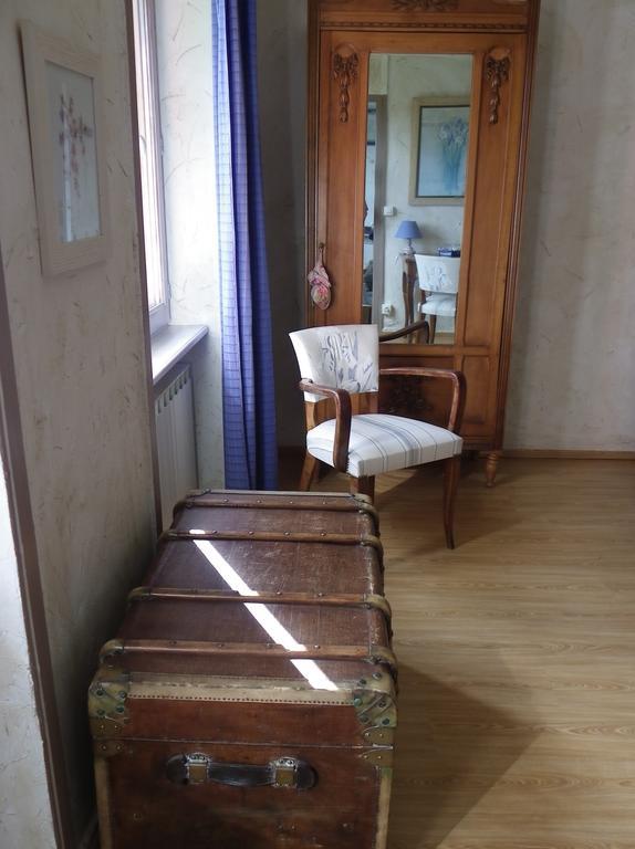 Maison d'Hôtes de la Verrière Les Ardillats Exterior foto